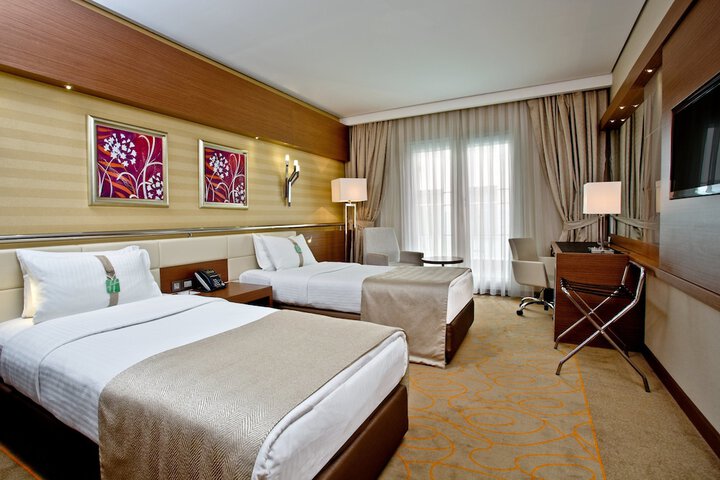 Room 57 of 127