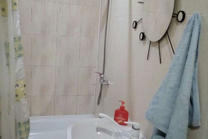 Room 20 of 28