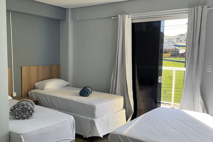 Room 14 of 80
