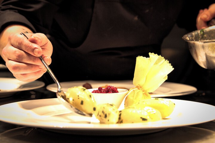 Dining 110 of 137