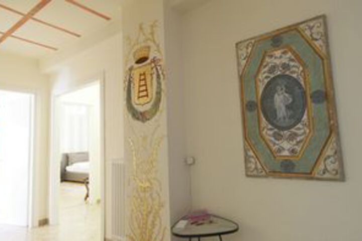 Room 12 of 20