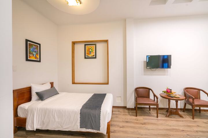 Room 17 of 49