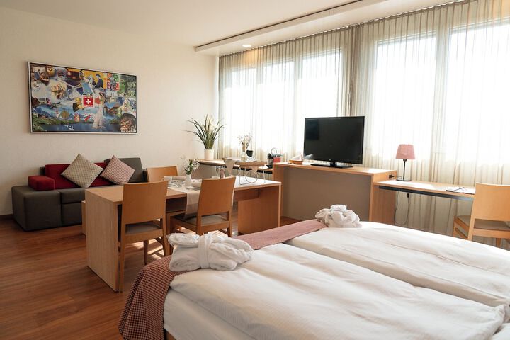 Room 32 of 58