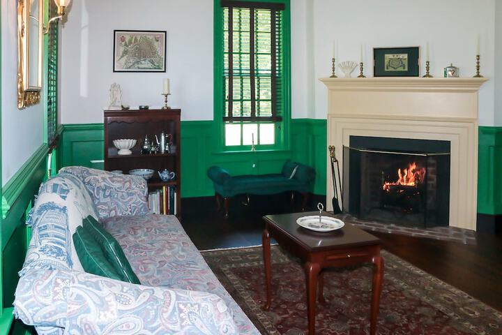 Room 14 of 30
