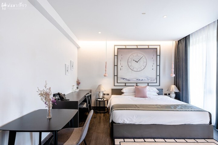 Room 34 of 118