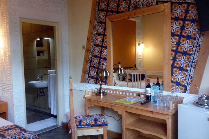 Room 4 of 44
