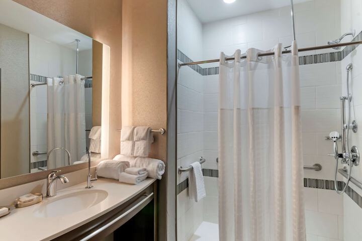 Clean Restrooms