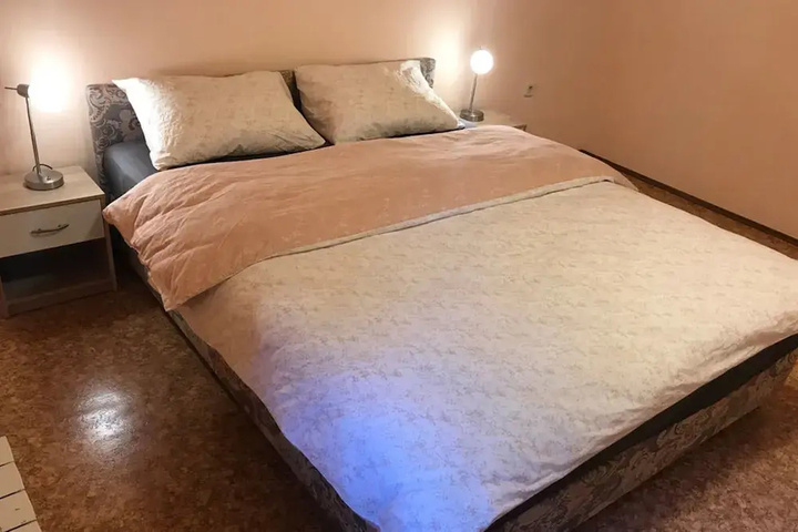 Room 3 of 12