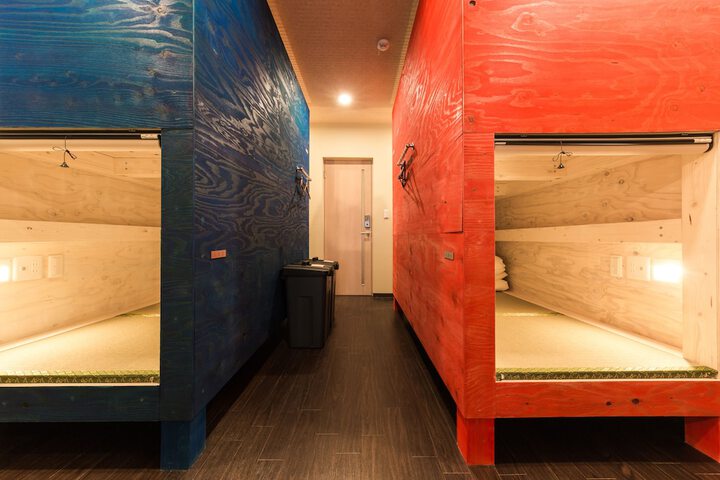Room 9 of 21