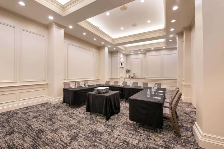 Meeting facility