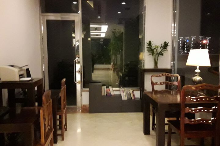 Business Center 47 of 51