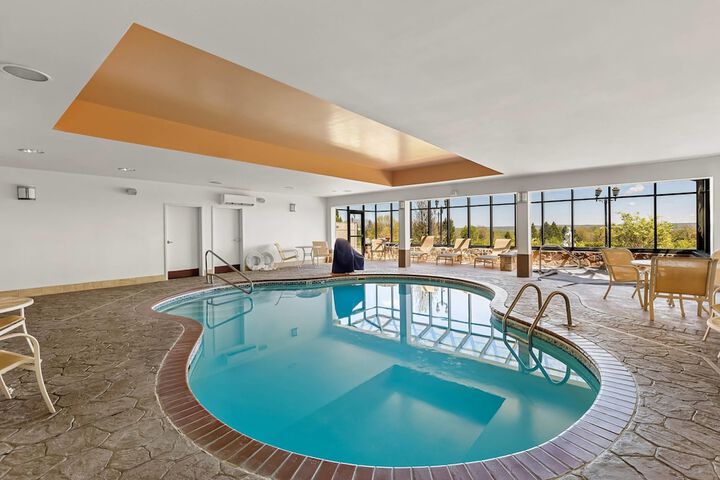 Pool 49 of 83