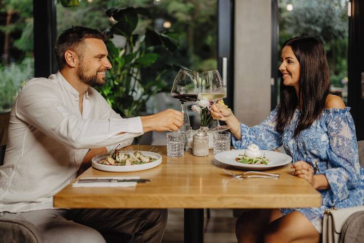 Dining 85 of 102
