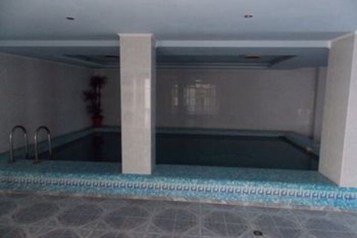 Pool 32 of 45