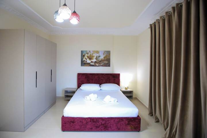 Room 25 of 95