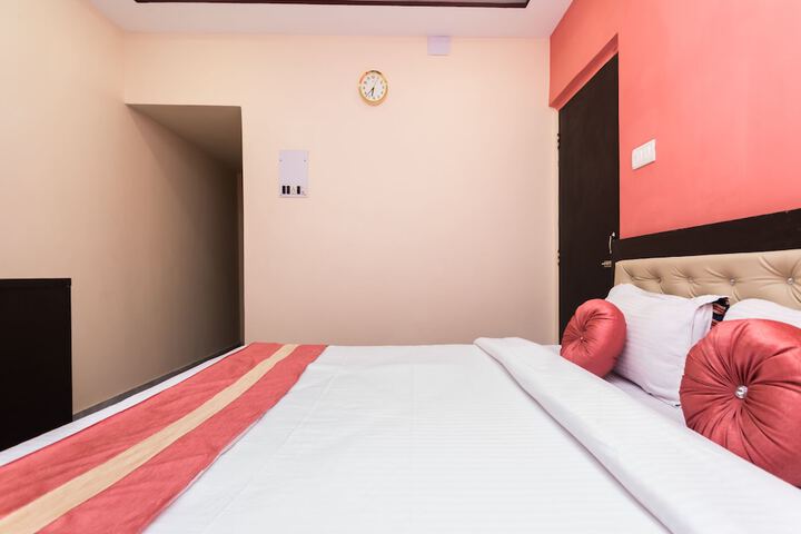 Room 5 of 22
