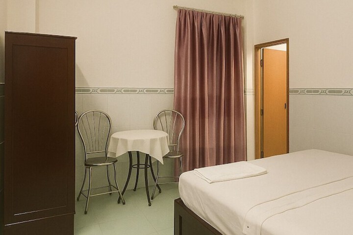 Room 3 of 19