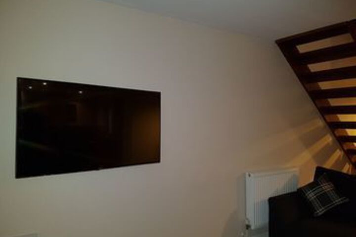 Lounge 7 of 30
