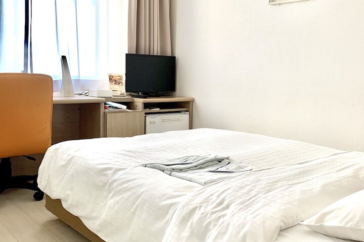 Room 4 of 31