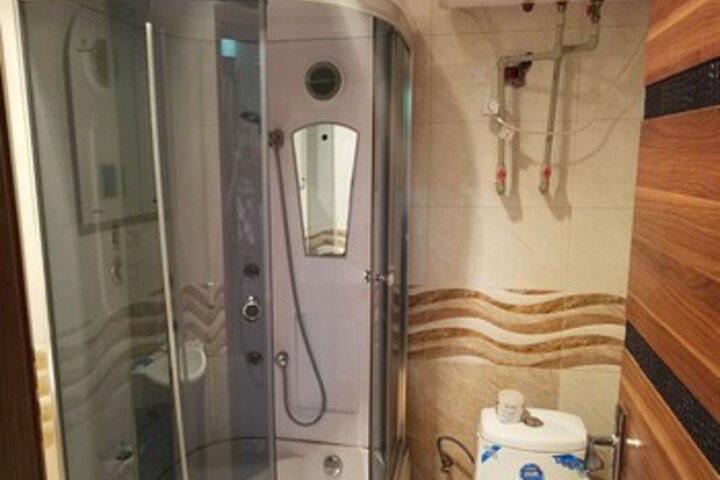 Room 2 of 19