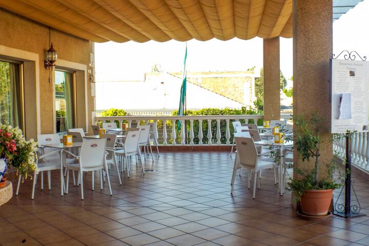 Terrace/Patio 32 of 43
