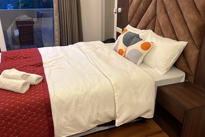 Room 3 of 29