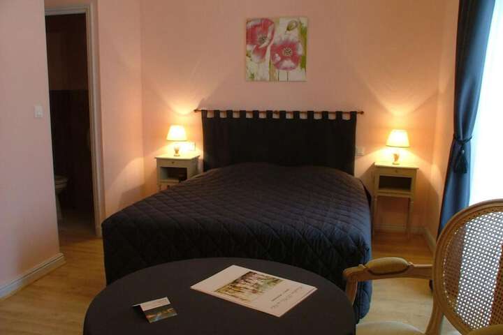 Room 16 of 60