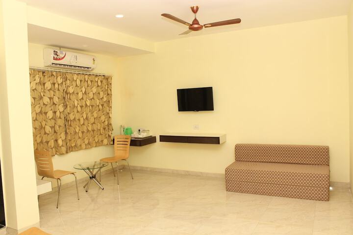 Room 10 of 51