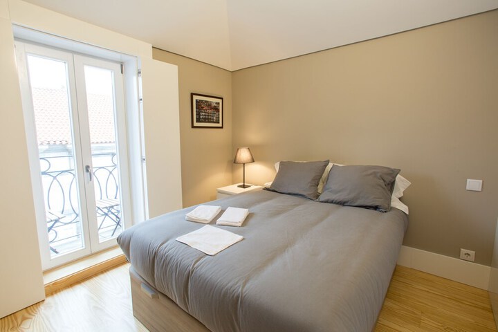 Room 20 of 136