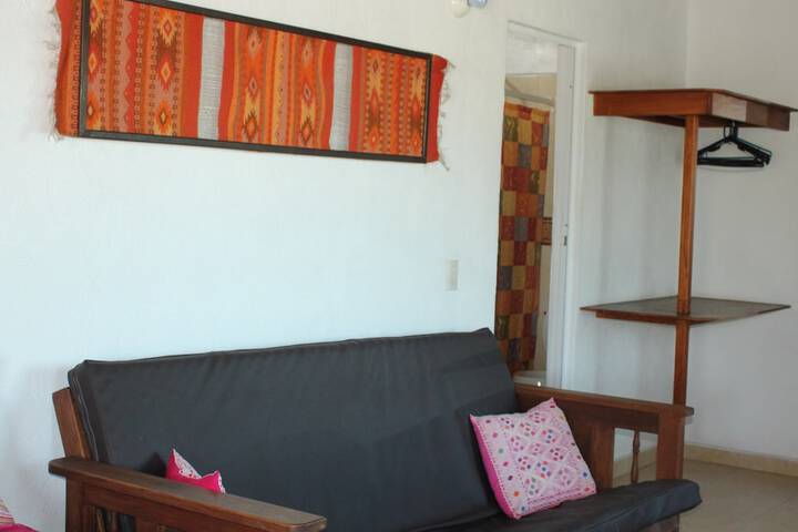 Room 4 of 36