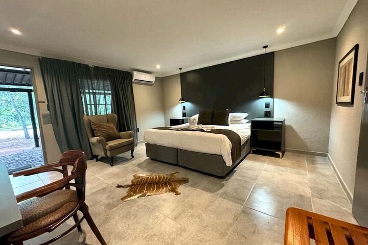 Room 58 of 275