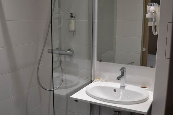 Clean Restrooms