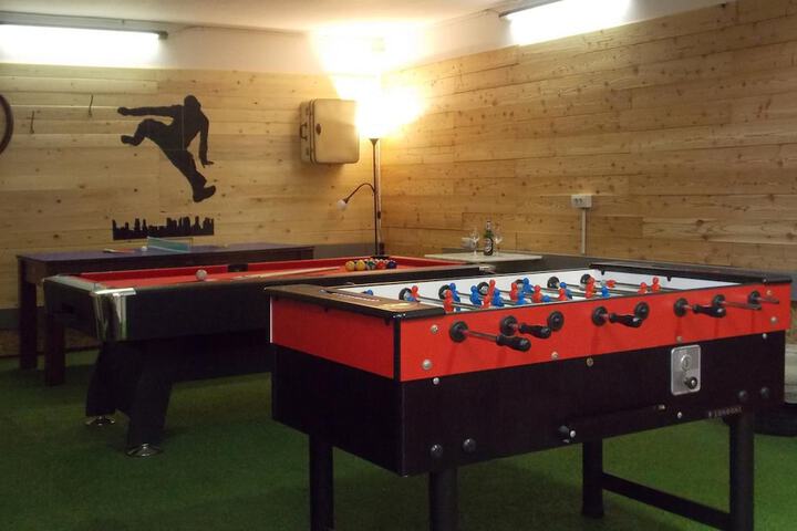 Game room
