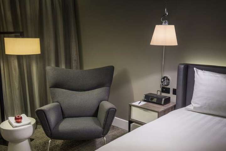 Room 6 of 54