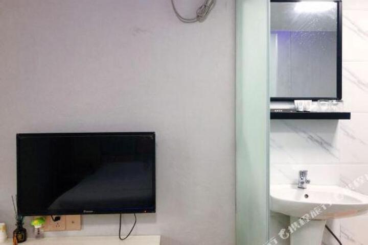 Yijia hotel