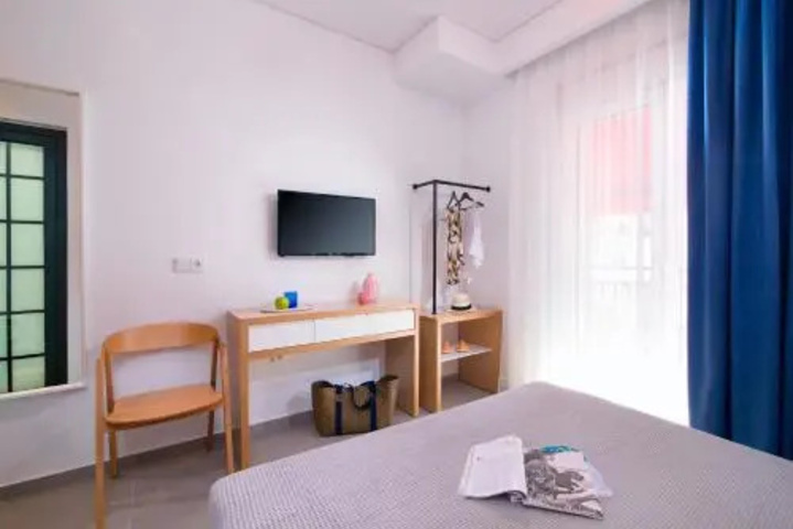 Room 7 of 23