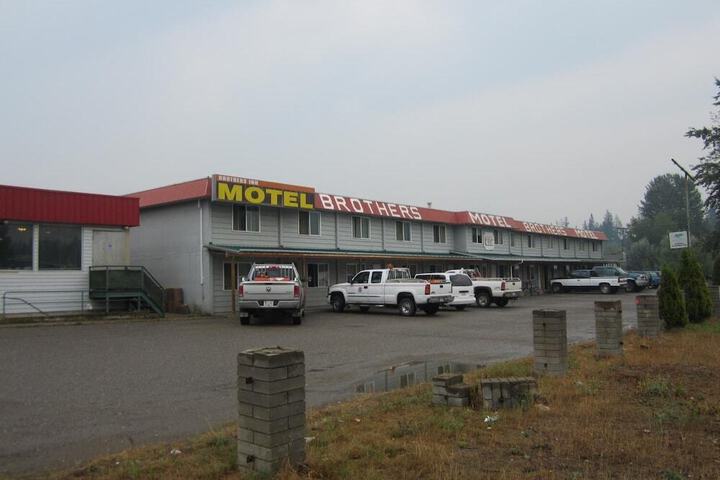 Exterior of BROTHERS INN MOTEL