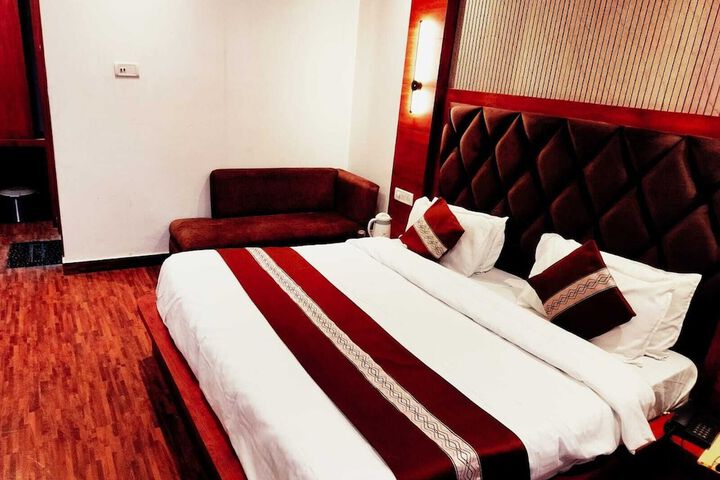 Room 15 of 35