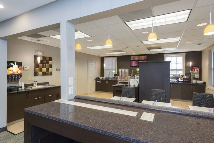 Breakfast area