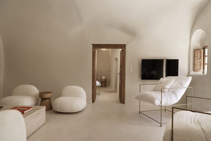 Room 44 of 84