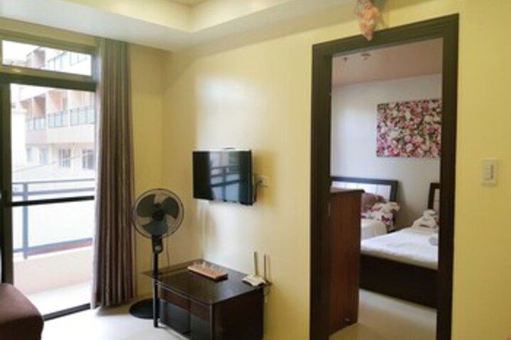 Ballroom/Hall 13 of 39
