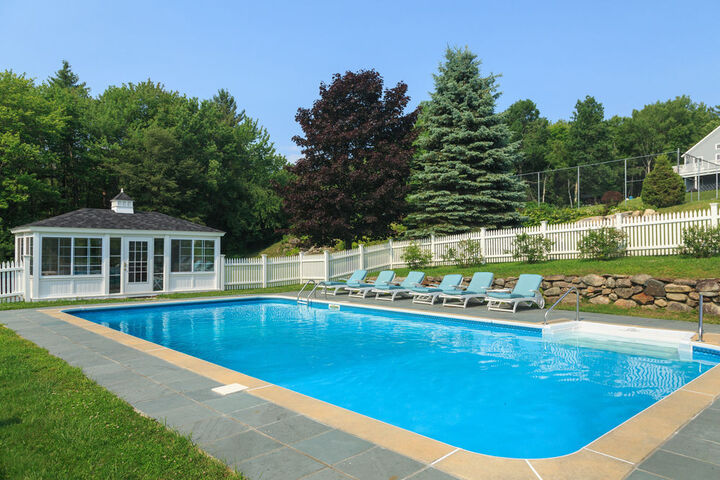 Pool 54 of 64