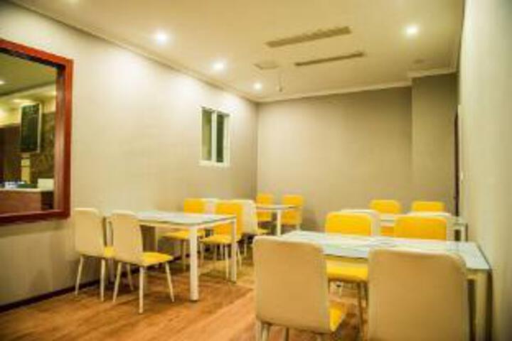 Xinxuan Holiday Hotel