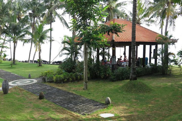 Hotel Exterior 145 of 155