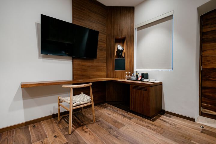 Room 15 of 78