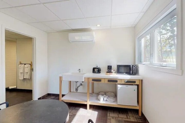 Room 82 of 140