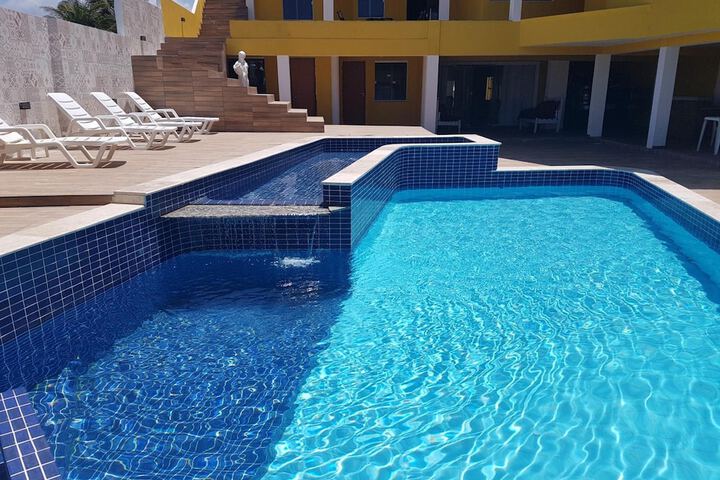 Pool 24 of 63
