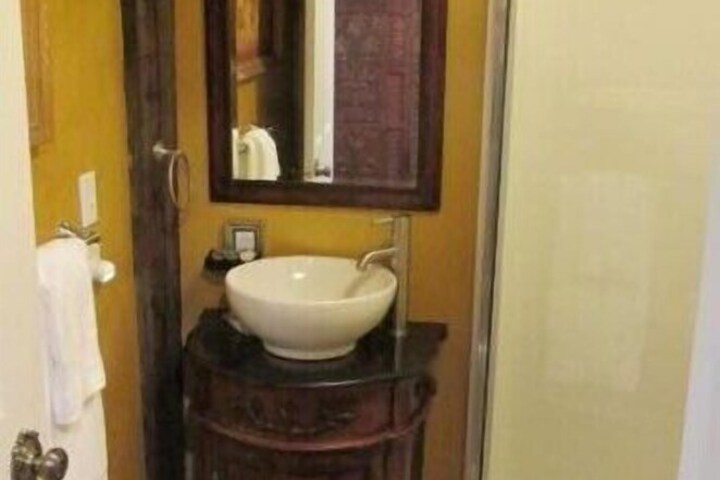 Room 20 of 46