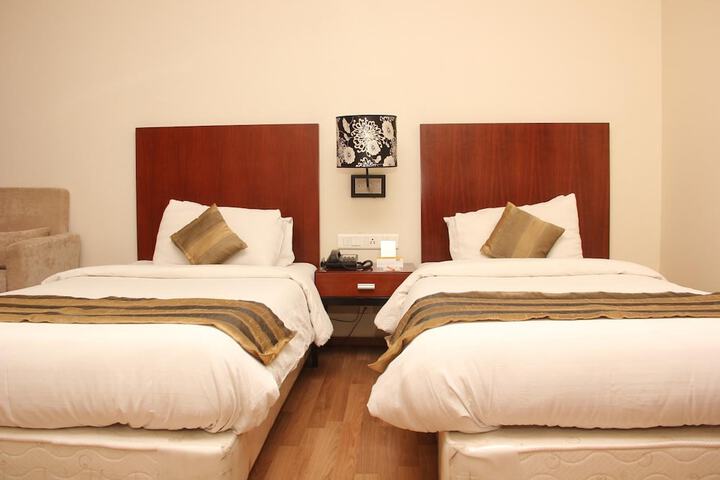 Room 15 of 53