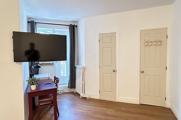 Room 13 of 26